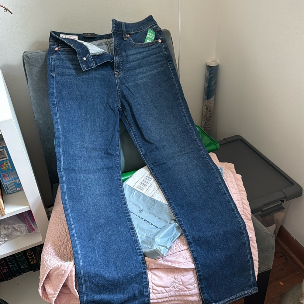 NWT Gap Classic Straight High Rise Jeans
